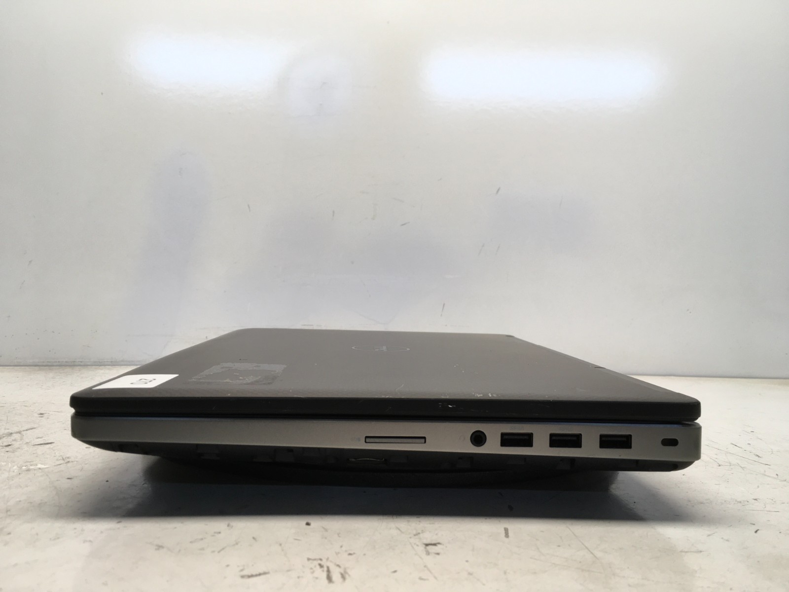Dell Precision 7520 Intel i7 No RAM NO HDD
