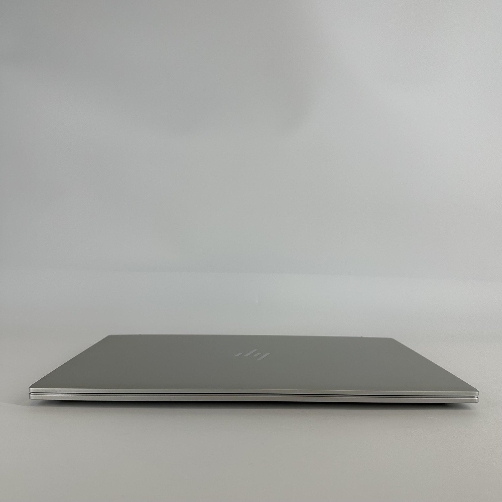 HP Envy 17 2021 Silver FHD i7-1195G7 2.90GHz 16GB 1TB SSD/1TB HDD Very Good