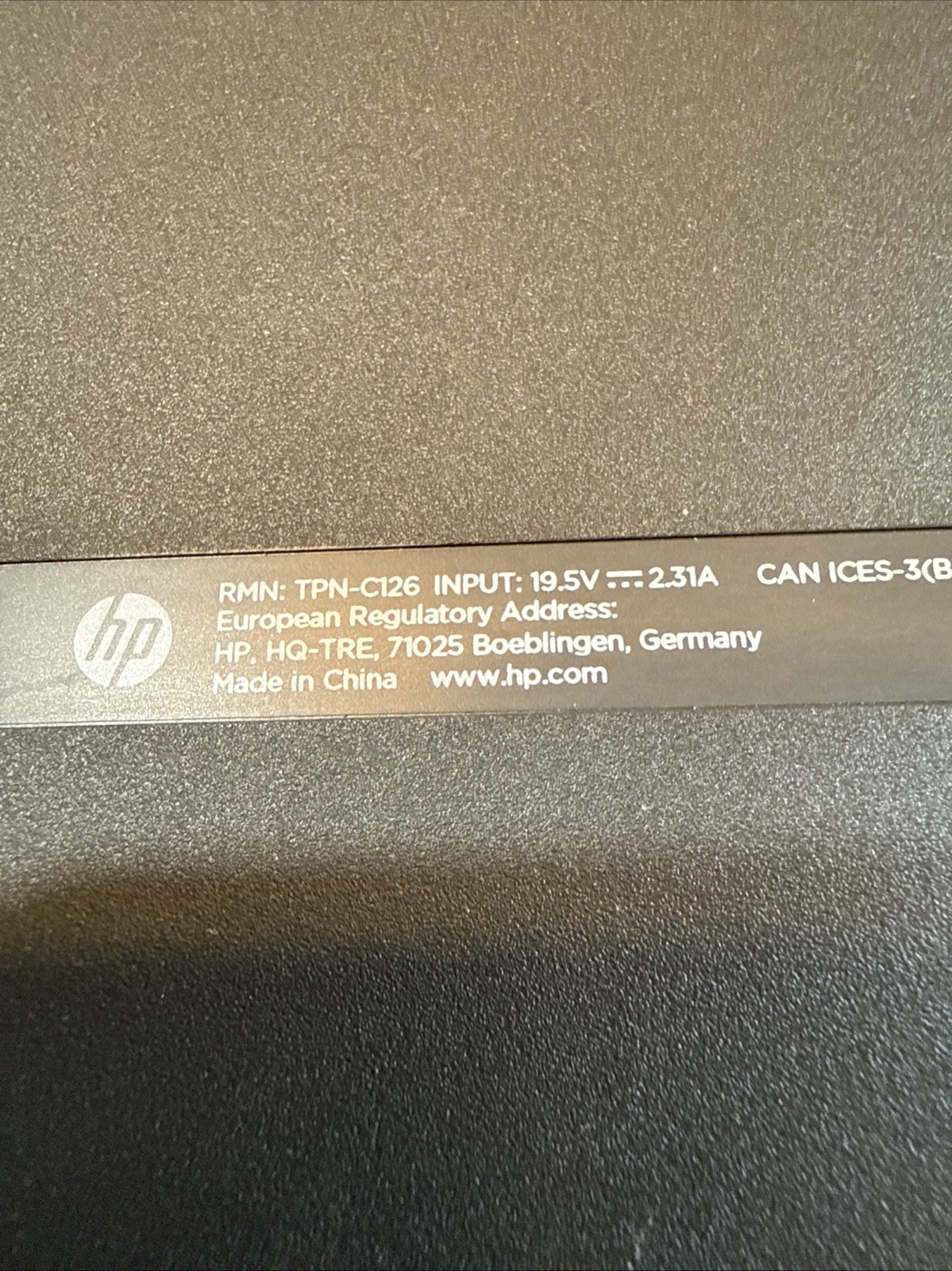 HP 255 G4 NOTEBOOK PC A8-7410 APU WITH RADEON R5 GRAPHICS Ram 4gb