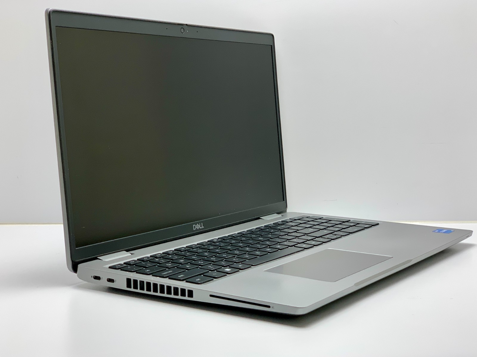 Dell Latitude 5530 | i5-1245U | 16GB RAM | 256GB NVMe | LINUX | READ