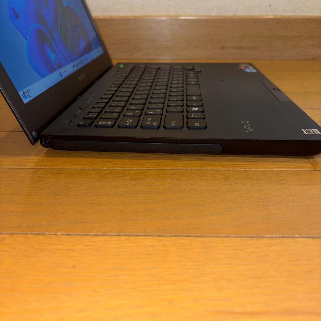 Sony VAIO PCG-41218N i3-2310M SSD 8GB Win11 Used Japan Genuine