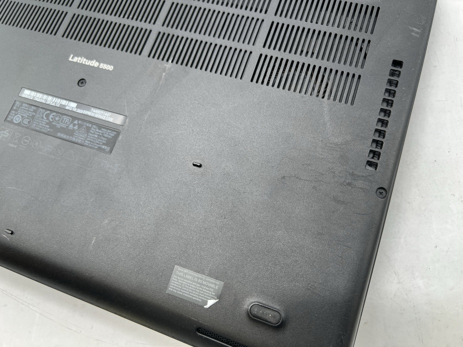 Dell Latitude 5500, i5-8265U, @ 1.60GHz, 16GB RAM, 256GB NVMe, No OS , w/Charger