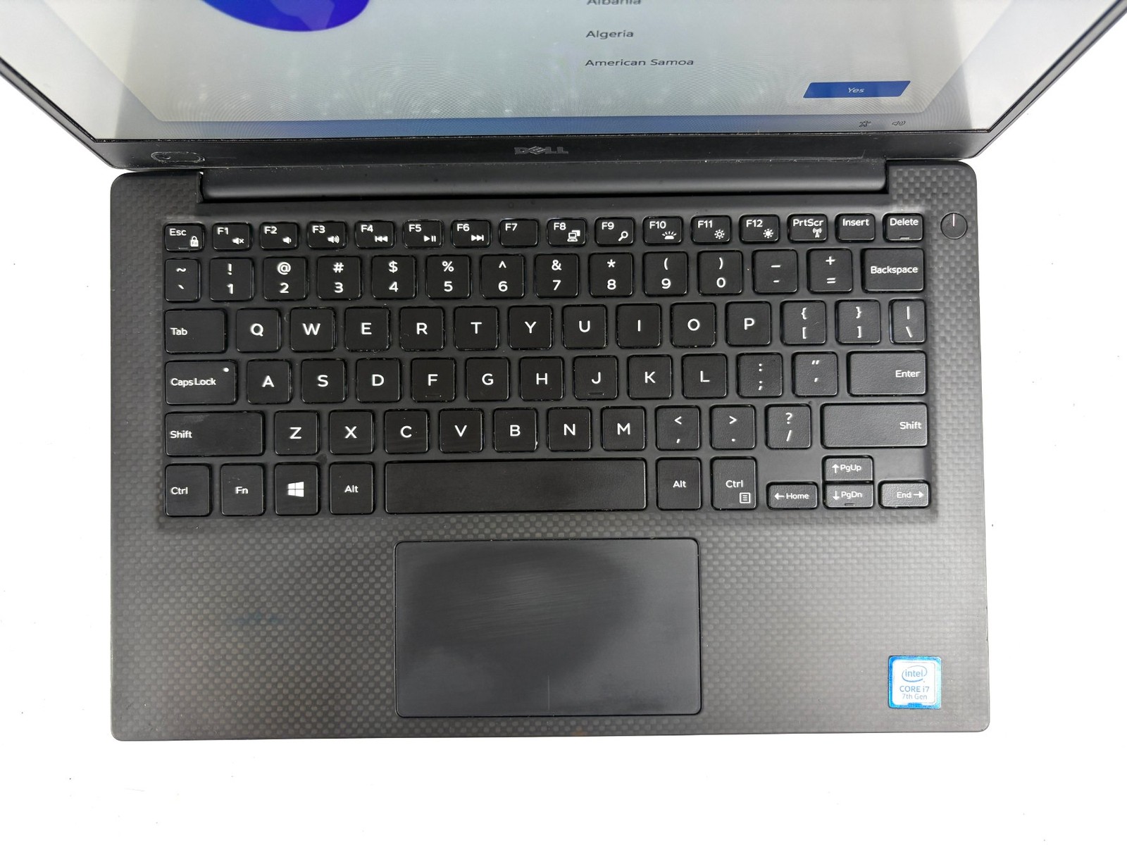 Dell XPS 13 9360 – 13.3″ FHD, 2.40GHz i7, 8GB RAM, 256GB SSD, Windows 11