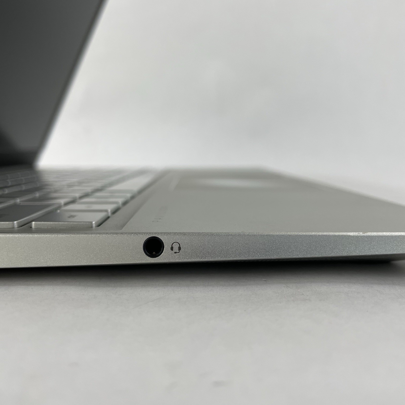 HP Pavilion 15t-eg300 15.6″ i7-1355U 3.70 GHz 8 GB RAM No SSD/OS/AC