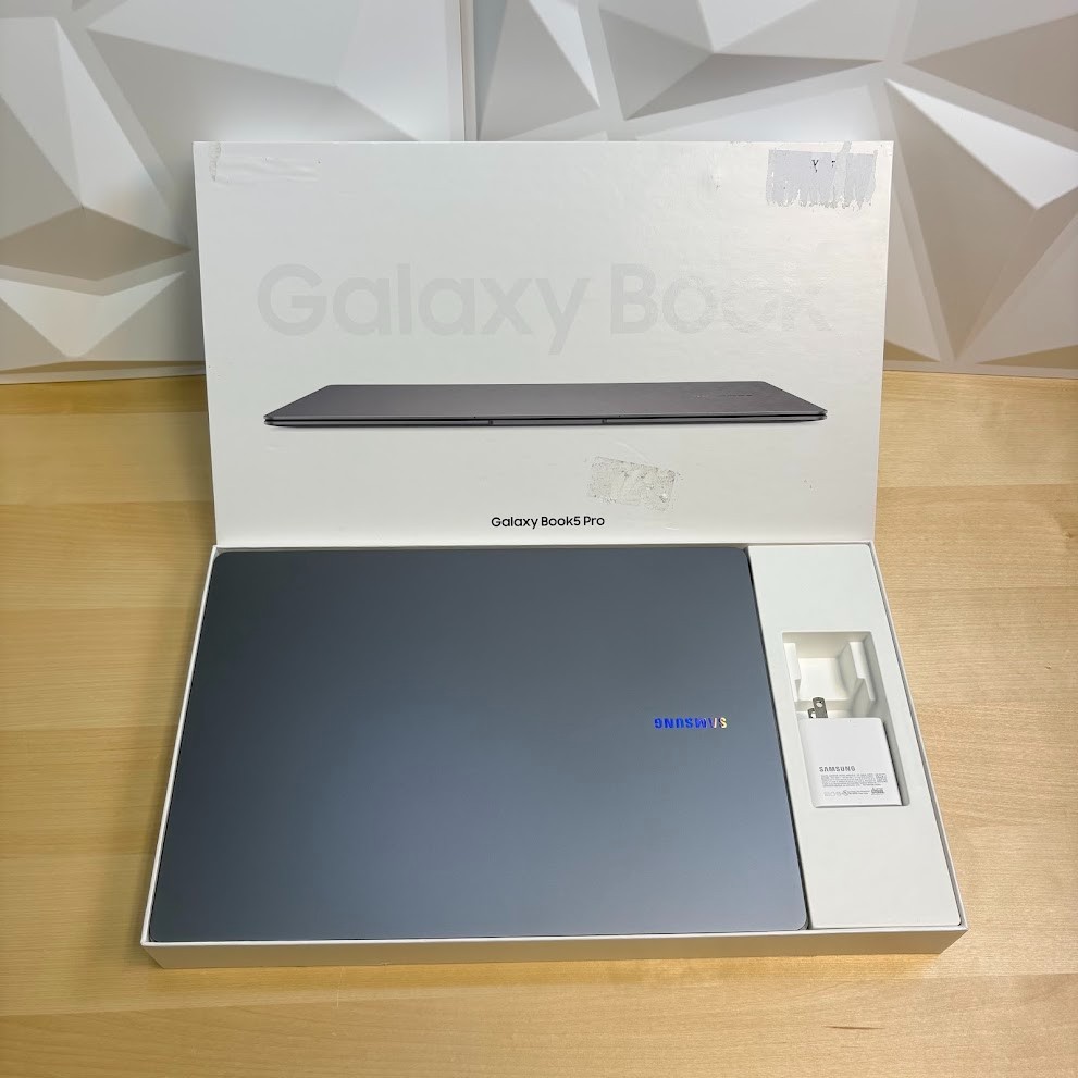 SamsungGalaxy Book5 Pro 14″ 3K AMOLED Laptop Core Ultra7 16-32GB RAM 512-1TB SSD