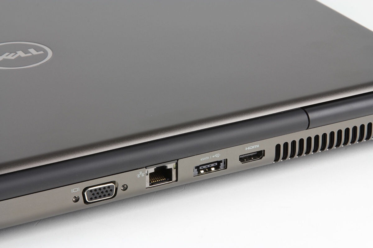 Workstation DELL M4600 15.6 RGB i7-QUAD Fast 3TB SSD DVDRW 32GB Quadro 2000 DOCK