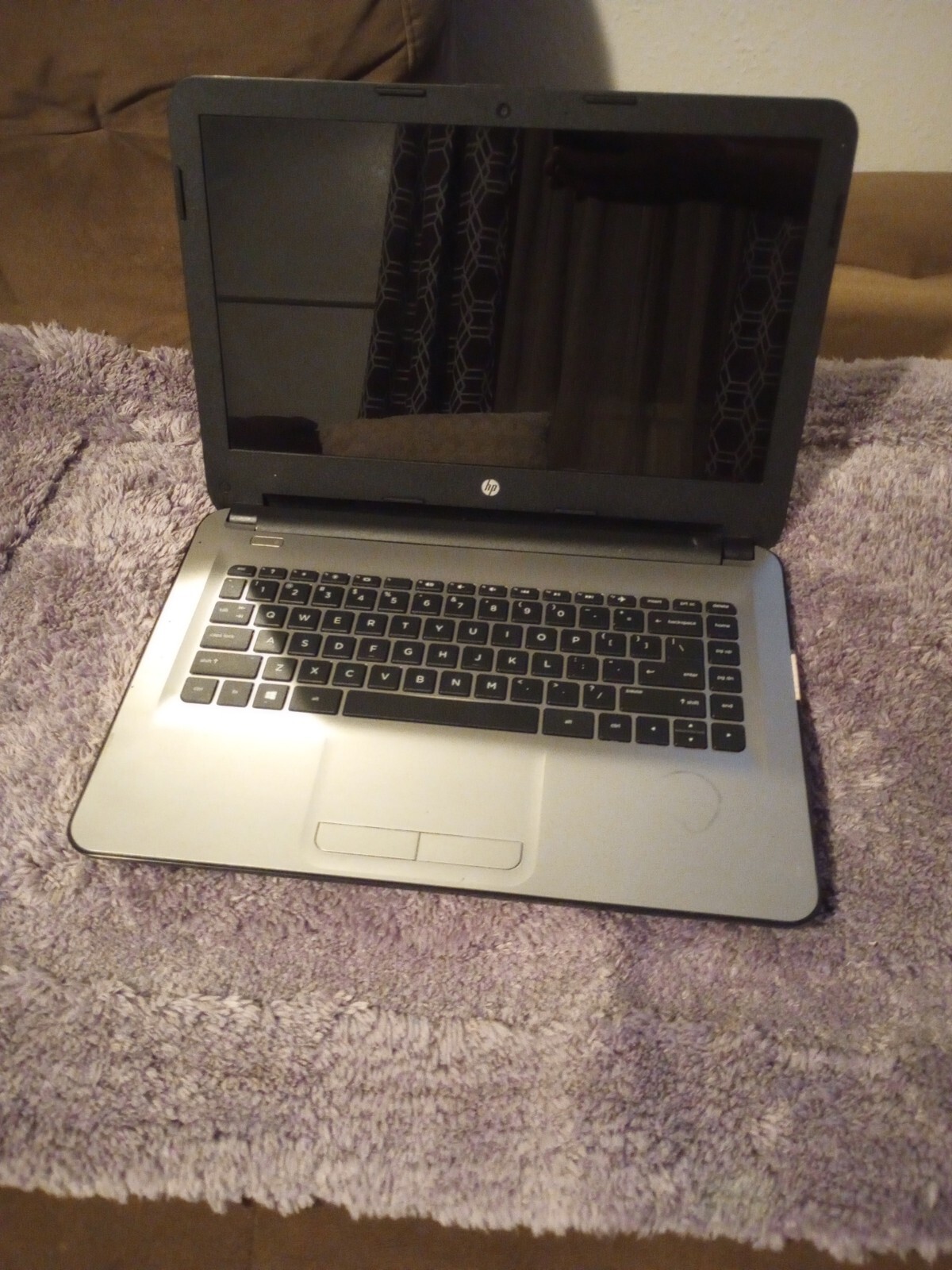 HP 47X82UAABA 14 inch Intel Celeron 64 GB 1.10 GHz Gold Notebook/Laptop with…