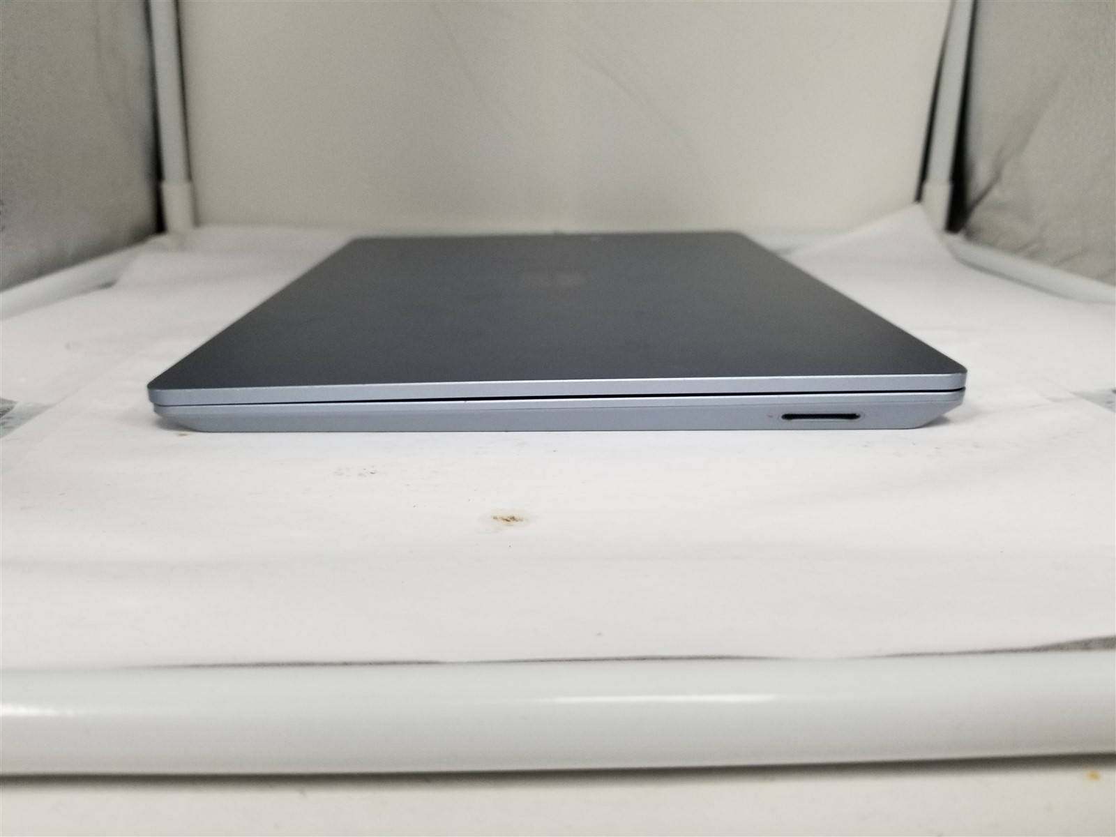 Microsoft Surface Laptop Go Core i5 12.4″ 8GB/128GB Blue See Details VD6225