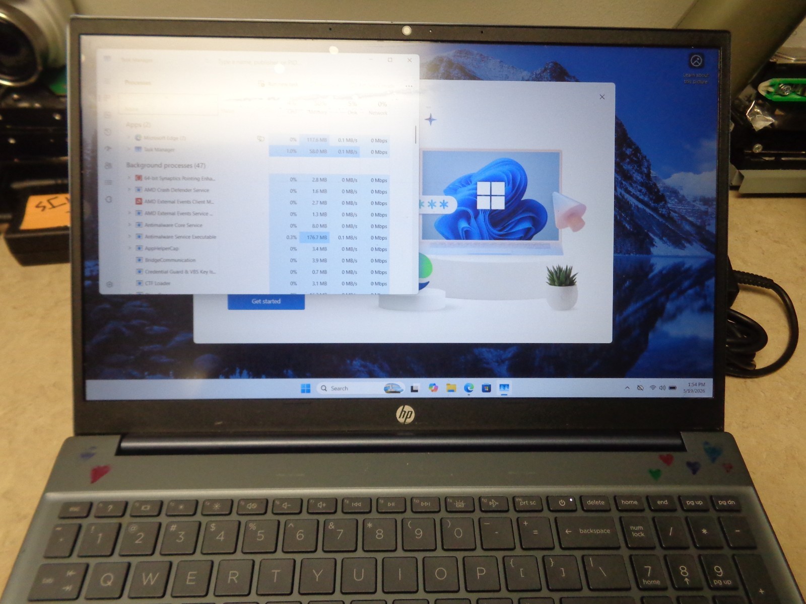HP 15-eh0090wm Pavilion 15.6″ FHD Ryzen 5 4500U 2.38GHz AMD Radeon 8GB 500GB SSD