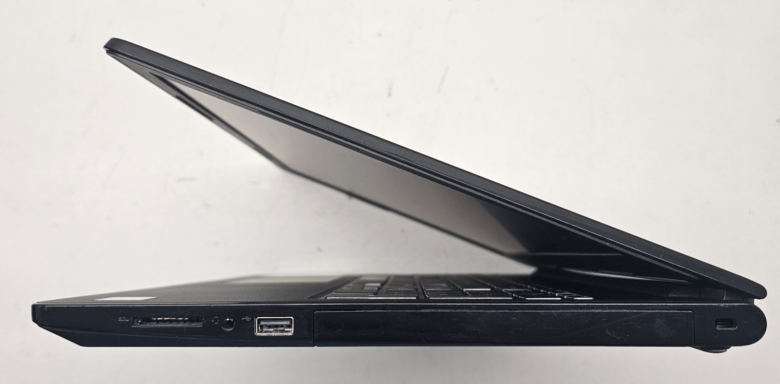 Dell Inspiron 15-3567 15.6″ Laptop Intel i3-7130U 8GB RAM 1TB HDD NO OS (FL)