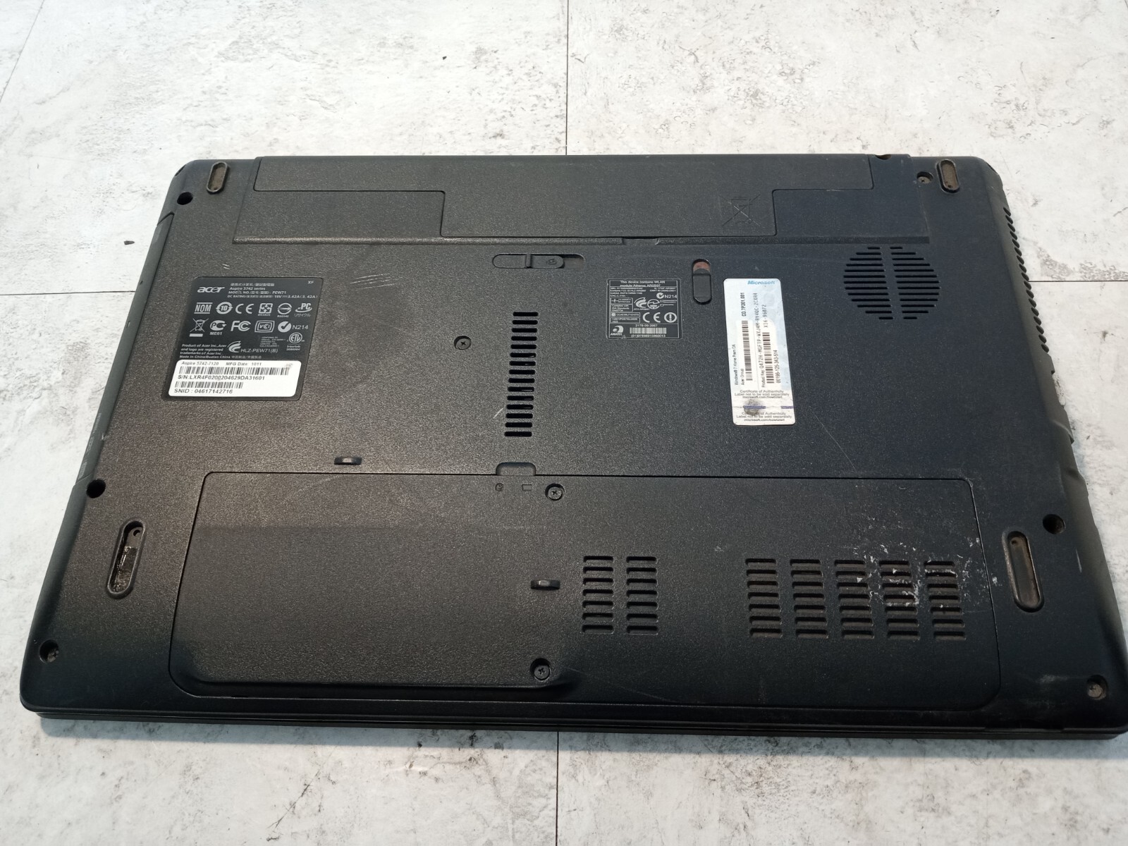 Acer Aspire 5742-7120 15.6″ Laptop Intel Core i3-380M 2.53GHz *READ* -FM