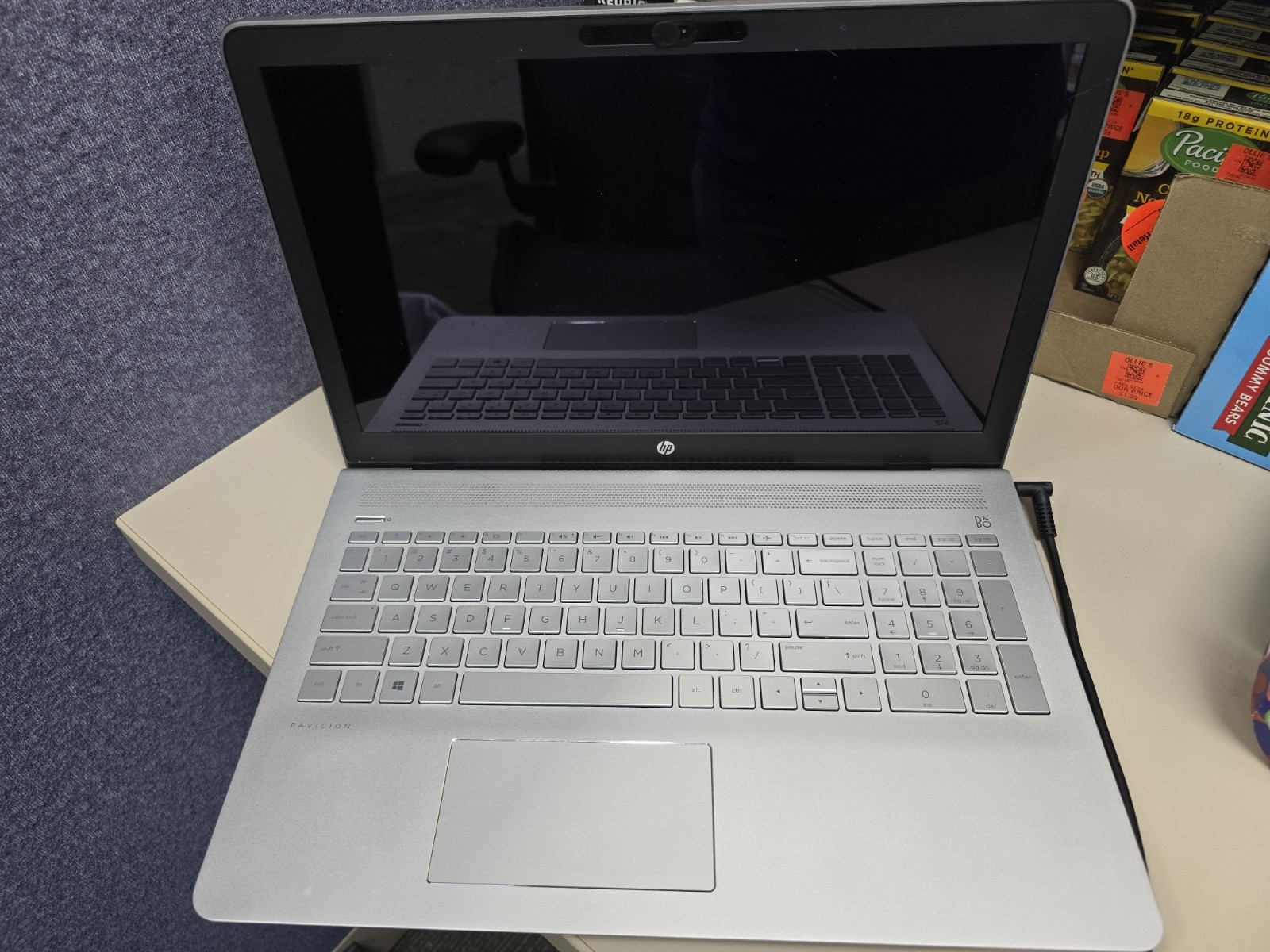 HP Pavilion 15-cc610ms Laptop 15.6 FHD Touchscreen/i5-8250U 1.60 GHz/8GB/1 TB HD