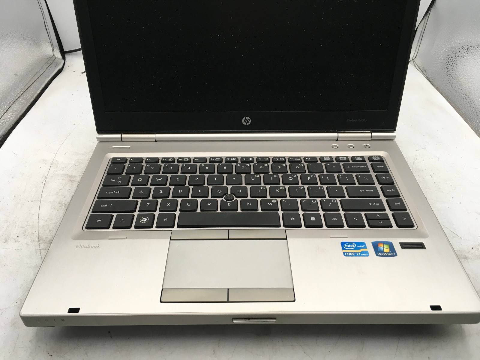 HP ELITEBOOK 8460P – FOR PARTS/NO POWER – INTEL I7-2620M – NO RAM – READ DESC-BB