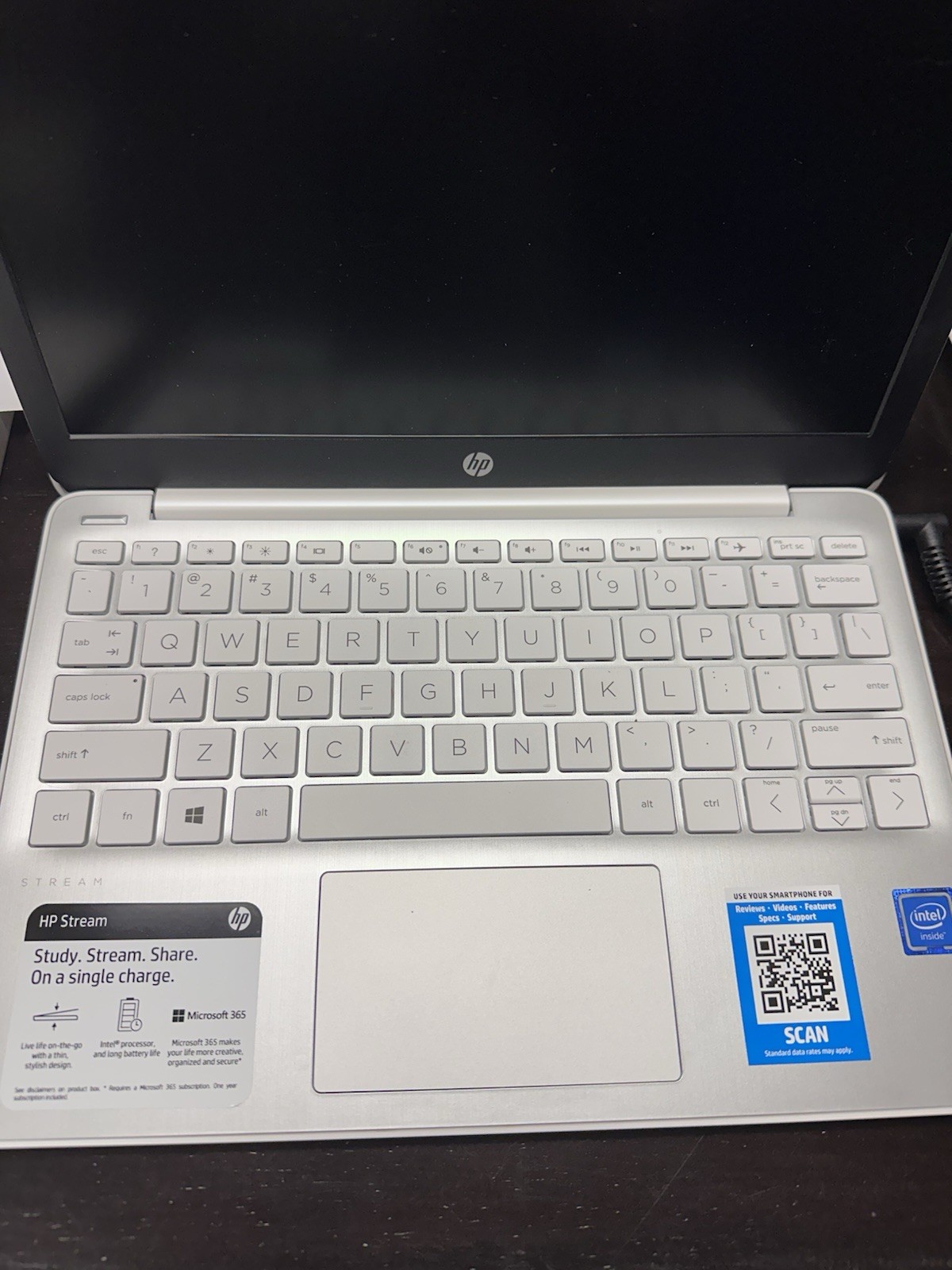 HP Stream 11 ak0012dx 11.6” White Laptop 4GB RAM 32GB eMMC Tested Charger Read