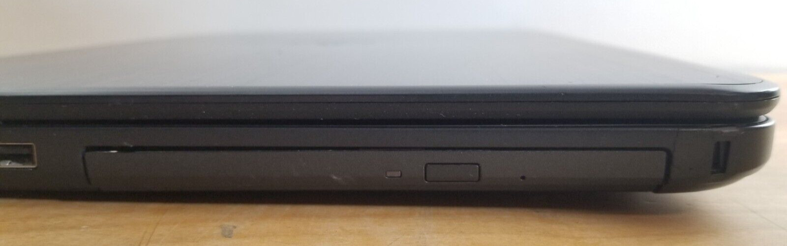 DELL LATITUDE 3540 15.6″ i5-4200 1.6GHz 4GB RAM Windows 10