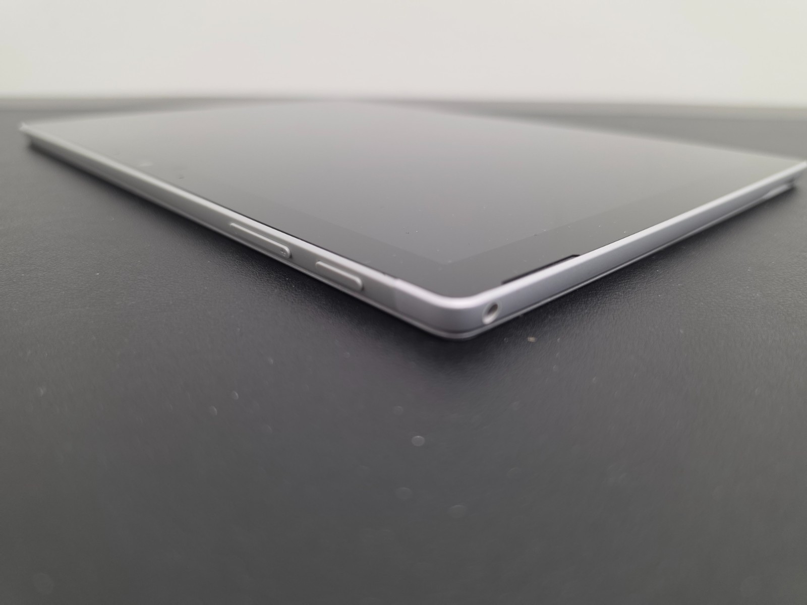 Microsoft Surface Pro 7+ i5-1135G7 16GB Ram 256GB SSD Win 11 Pro