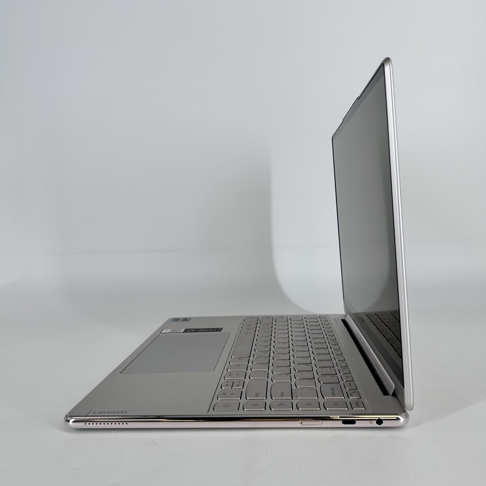 Lenovo Yoga 9i 14 QHD+ TOUCH 2.2 GHz i7-1360P 16GB 512GB SSD – Bad Microphone