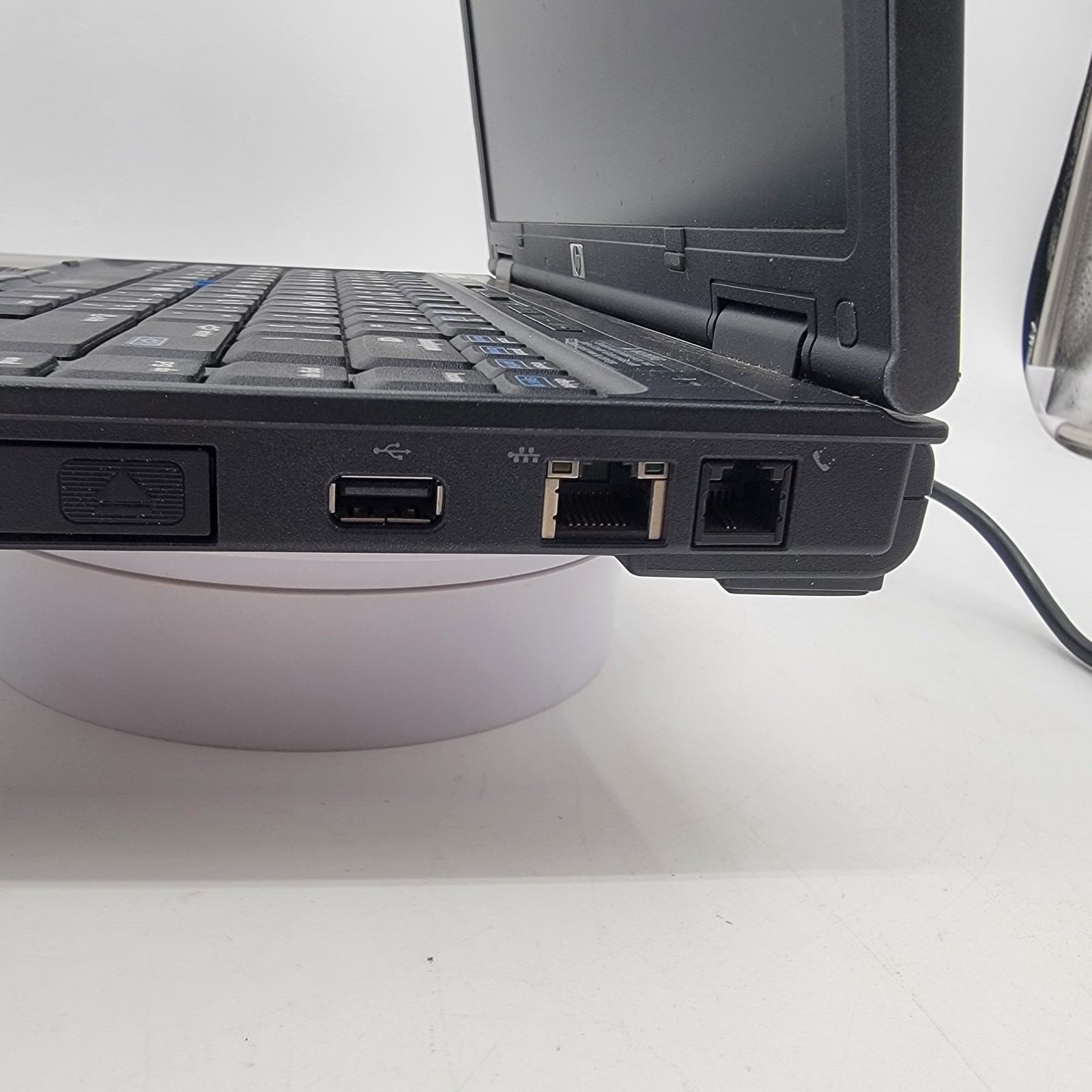 Vintage HP Compaq nc6400 Laptop – Windows XP Pro – Works – Charger Included