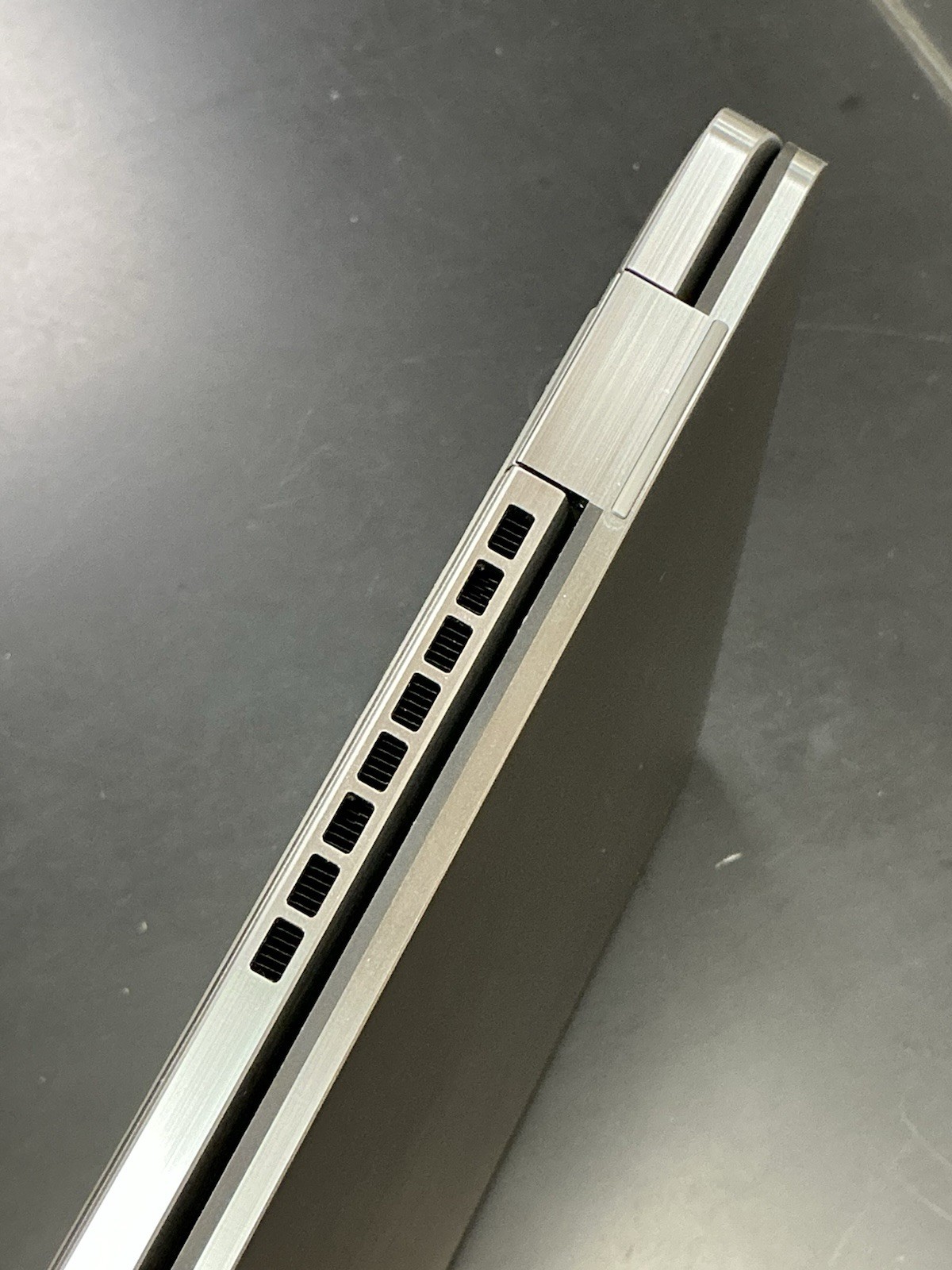 Dell Latitude 9520 15″
