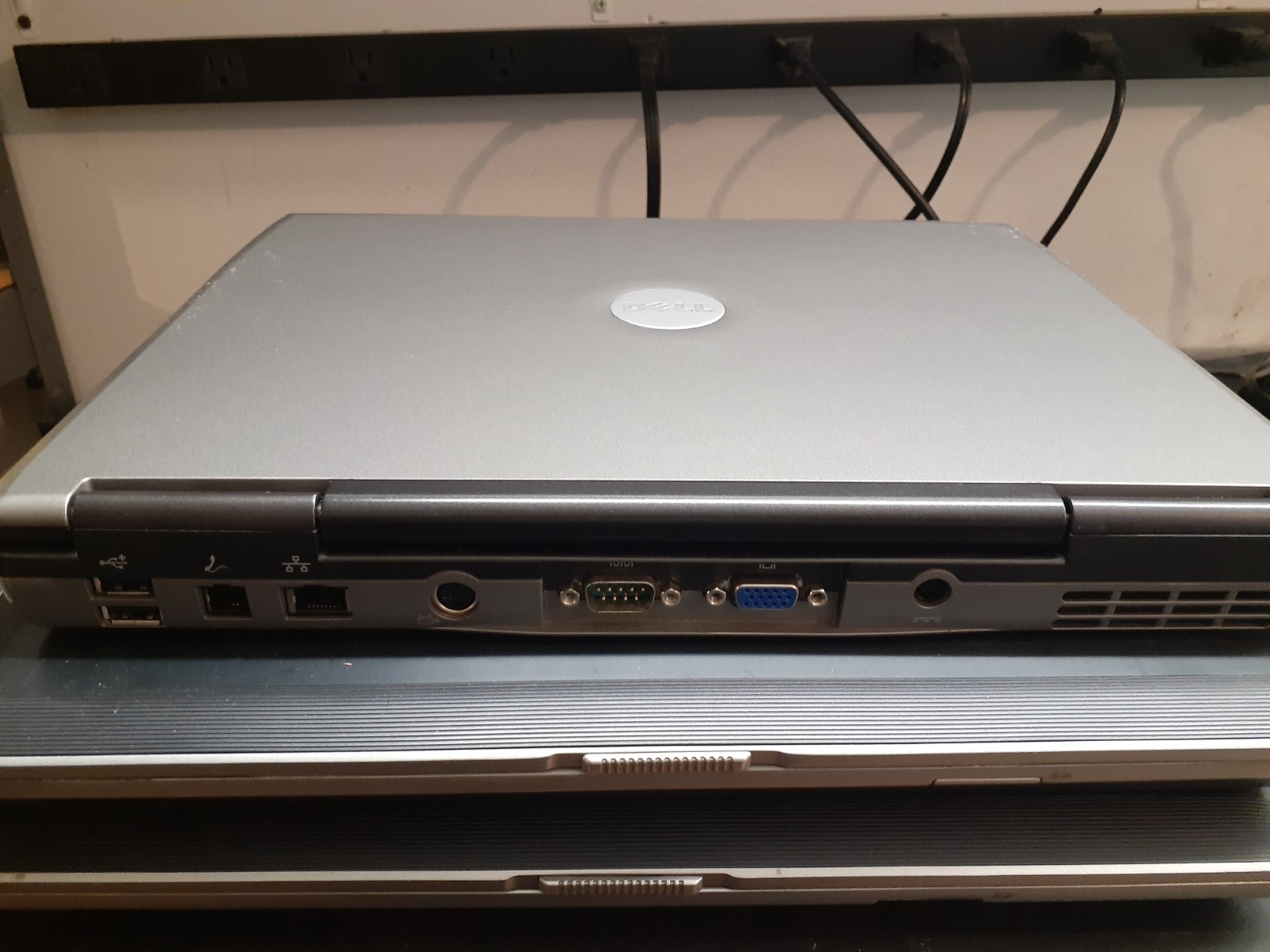 Dell Laptop Windows XP Pro SP3 DB9 Serial port.
