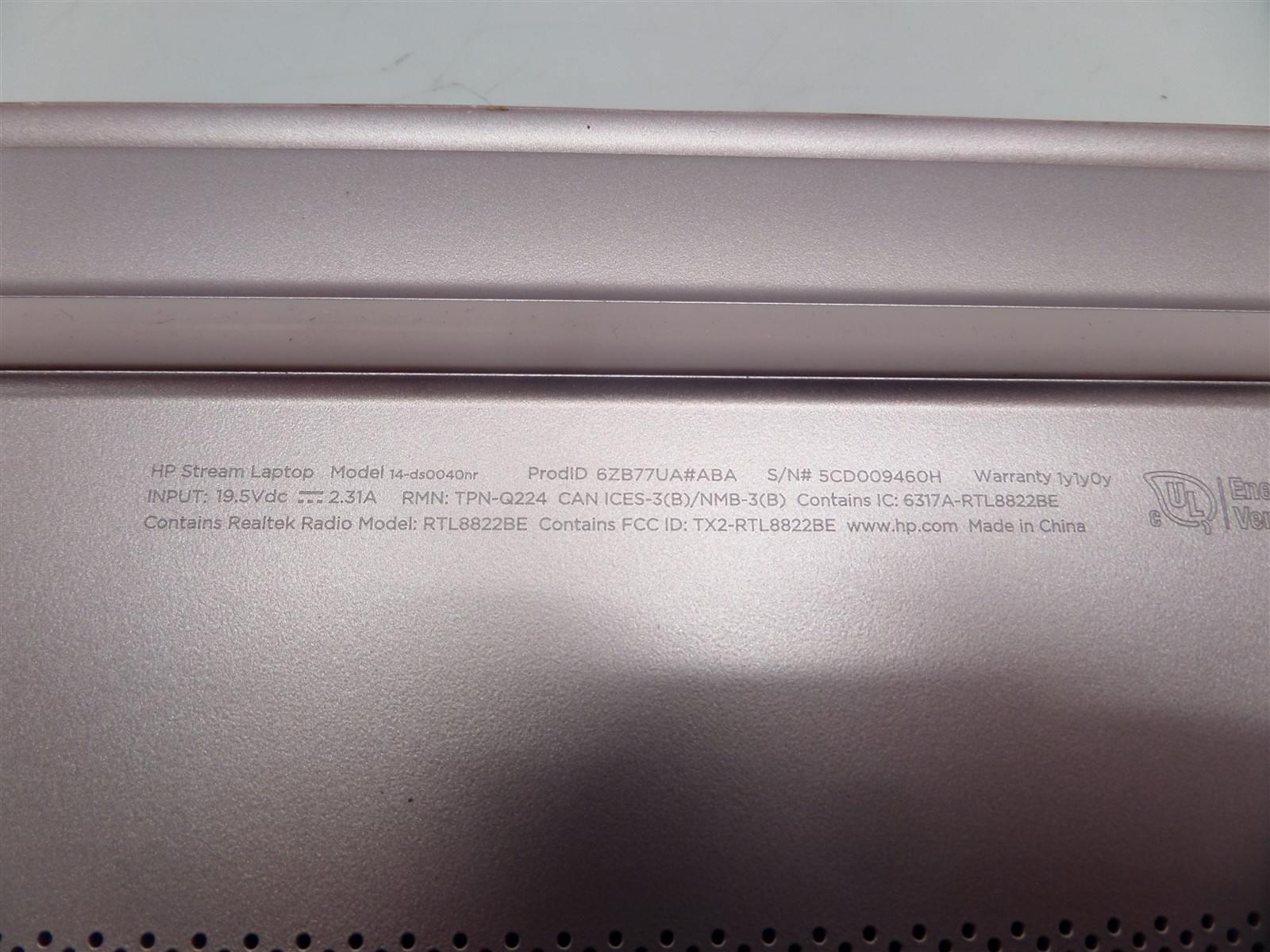 HP Stream 14-ds0040nr 14″ Laptop A4-9120e 1.5GHz CPU 4GB RAM 32GB eMMC Win10
