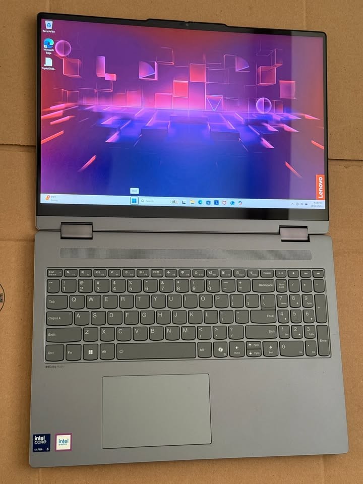 Lenovo IdeaPad 5 2-in-1 16″ Touchscreen 1900×1200 Ultra 5 225u 16gb Ram 512 SSD