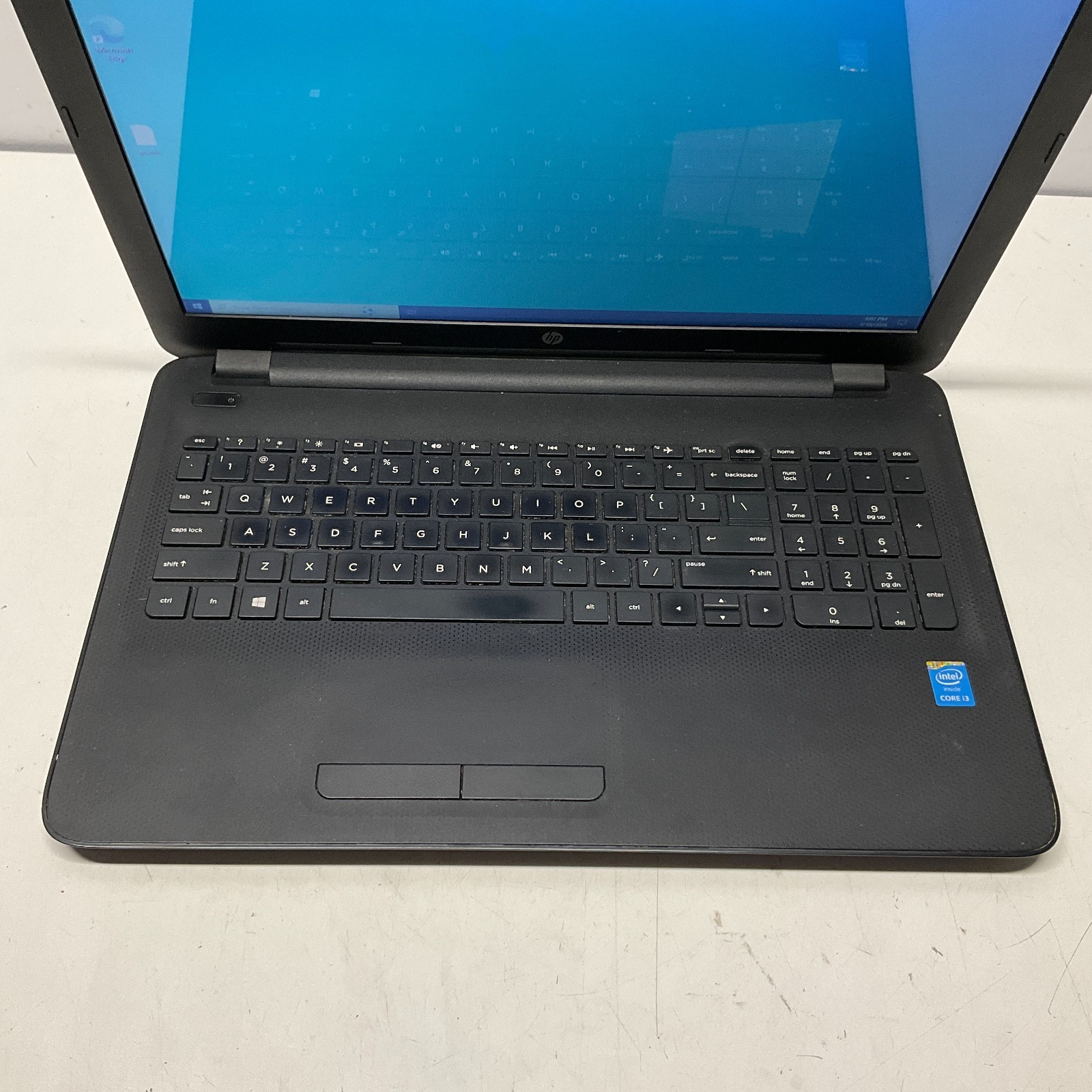 HP Laptop 15-ac121dx Intel i3-5010U 2.10GHz 6GB 1TB HDD Windows 10 Pro