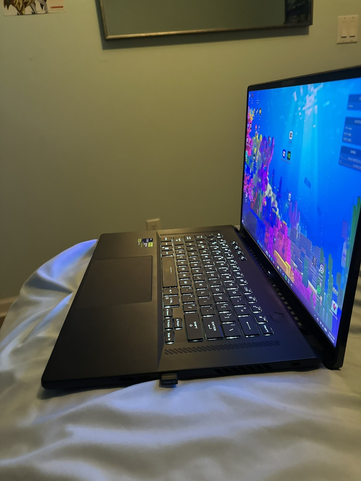 Asus ROG Zephyrus M16 16″ i9-13900H 2.6GHz 32GB RAM 1TB SSD GeForce RTX 4070