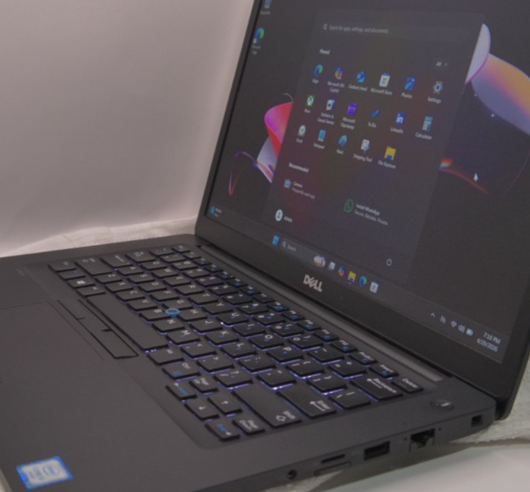 Dell laptop Latitude 7480 14″ i5-7300U 8GB Ram 256GB SSD Windows 11