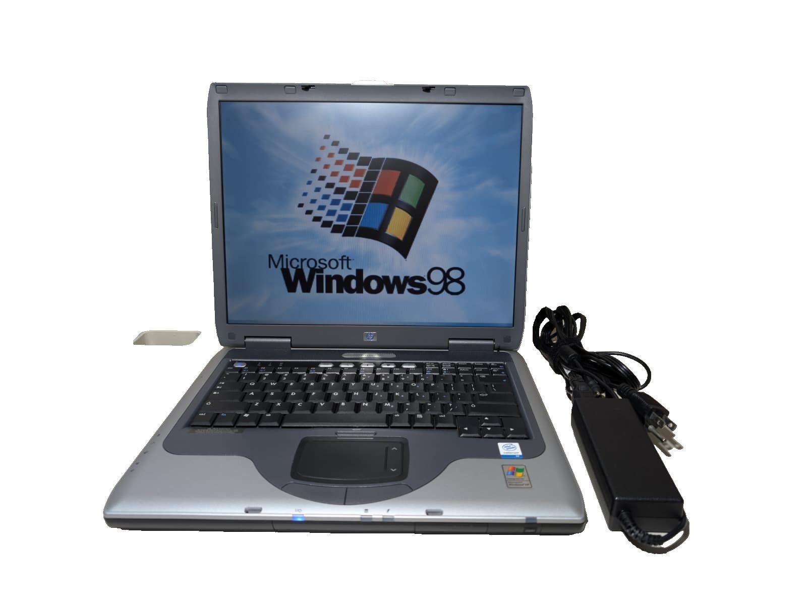 15″ HP Compaq NX9020 | Intel Celeron 256MB RAM 20GB HDD | Windows 98SE