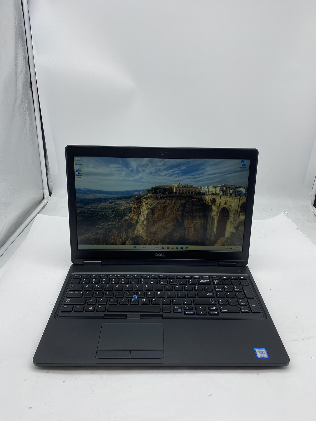 Dell Latitude 5590 Laptop Intel Core i5 8350U 1.7GHz 8GB RAM 128GB SSD W11P