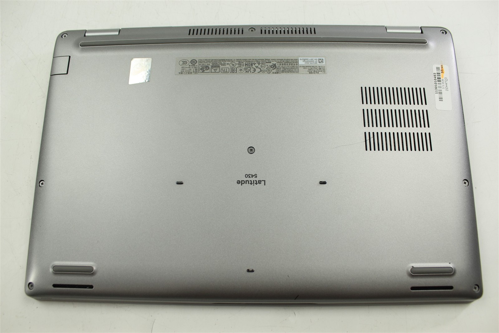 Dell Latitude 5430 14″ FHD i5-1235U 1.3GHz 256GB SSD 16GB RAM NO OS