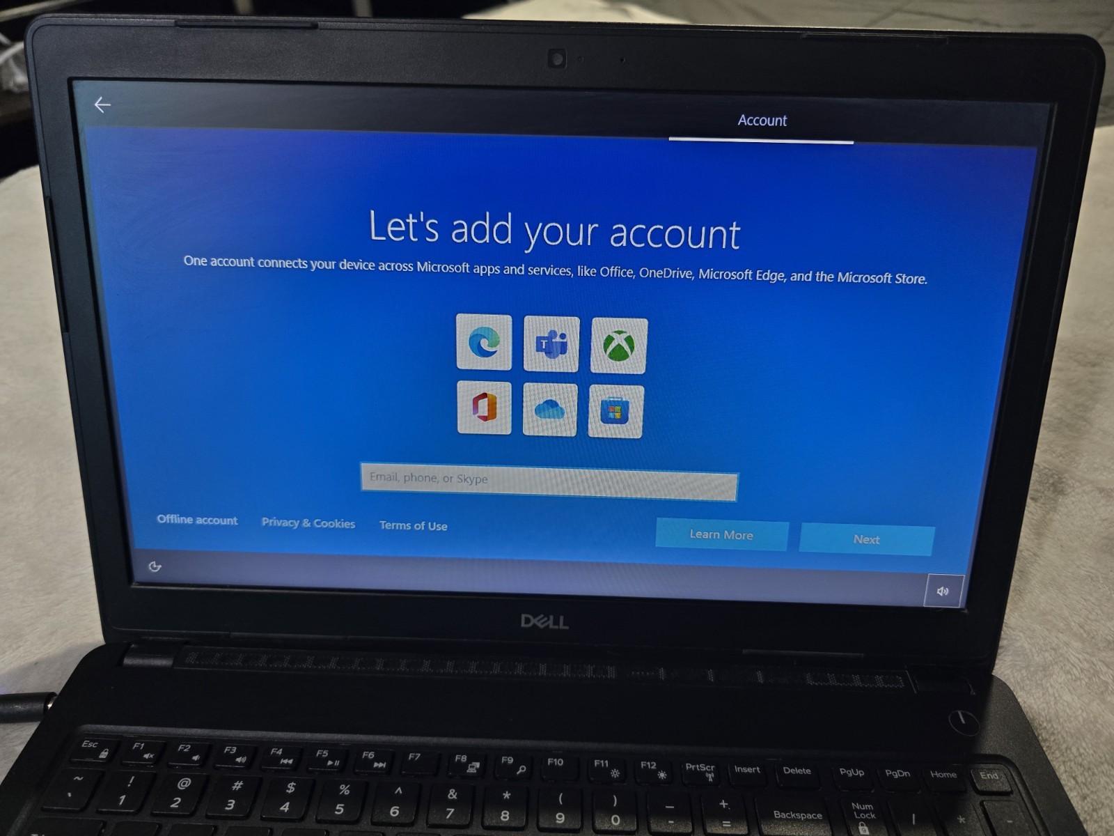 Dell Latitude 3580 Laptop Computer Model P79G BLACK with Storage Carrying Case