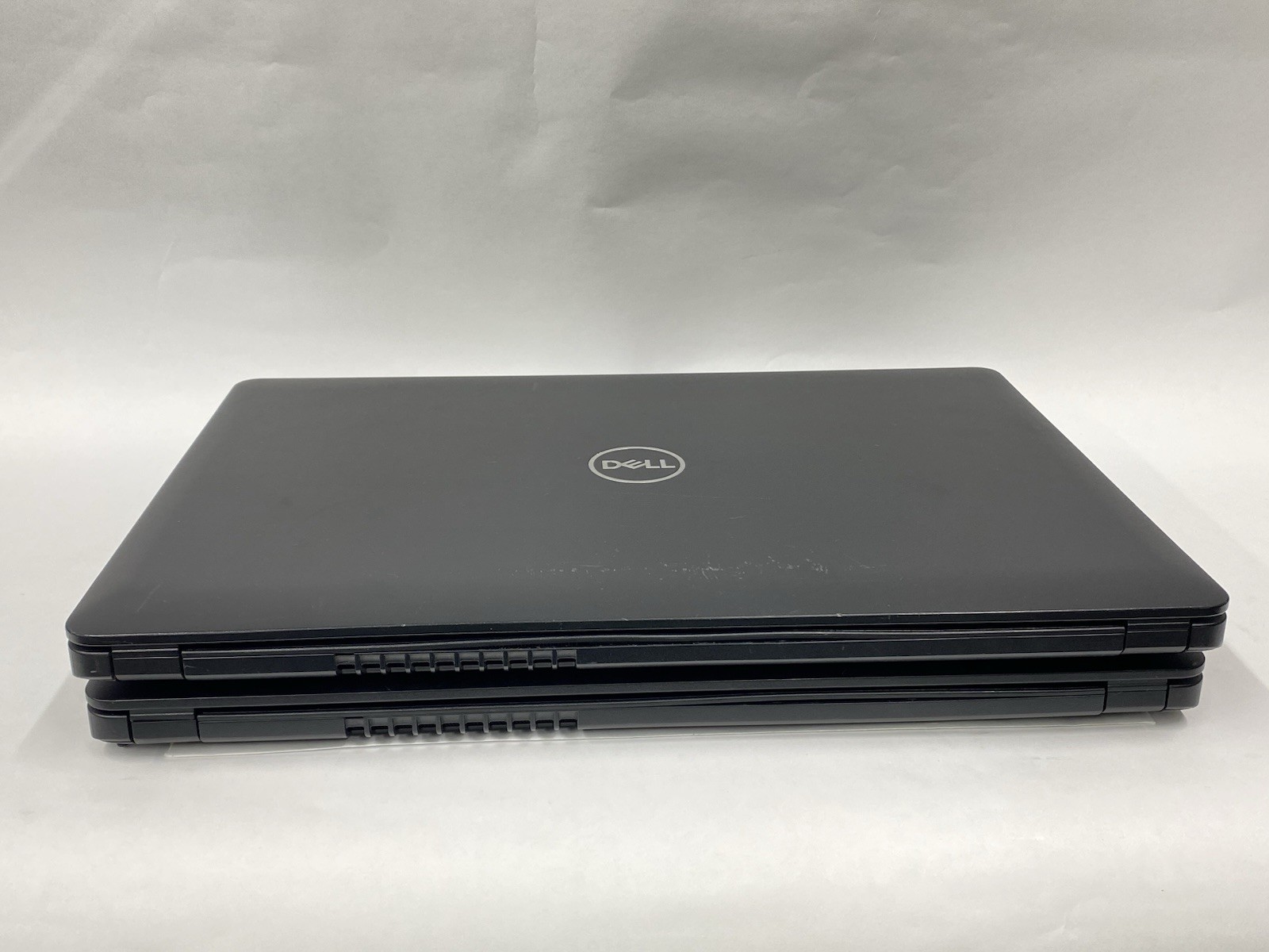 Lot of (2) Dell Latitude 3580 Non-Touch HD i5-7200u No RAM/SSD/OS – READ