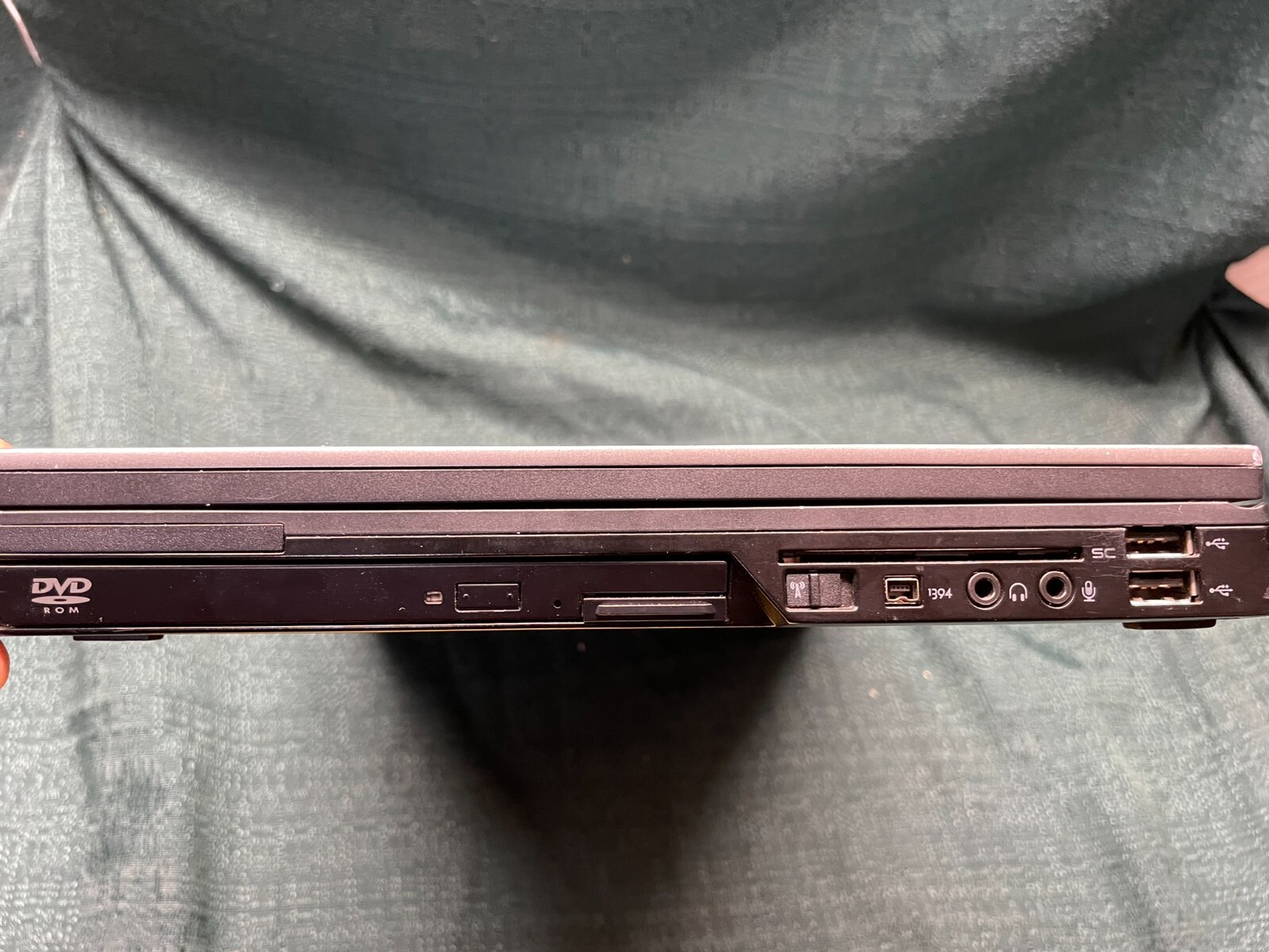 Dell Latitude E6510 i5-540M @2.53GHz 8GB RAM 15.6″ 250GB HDD w/ Power Adapter