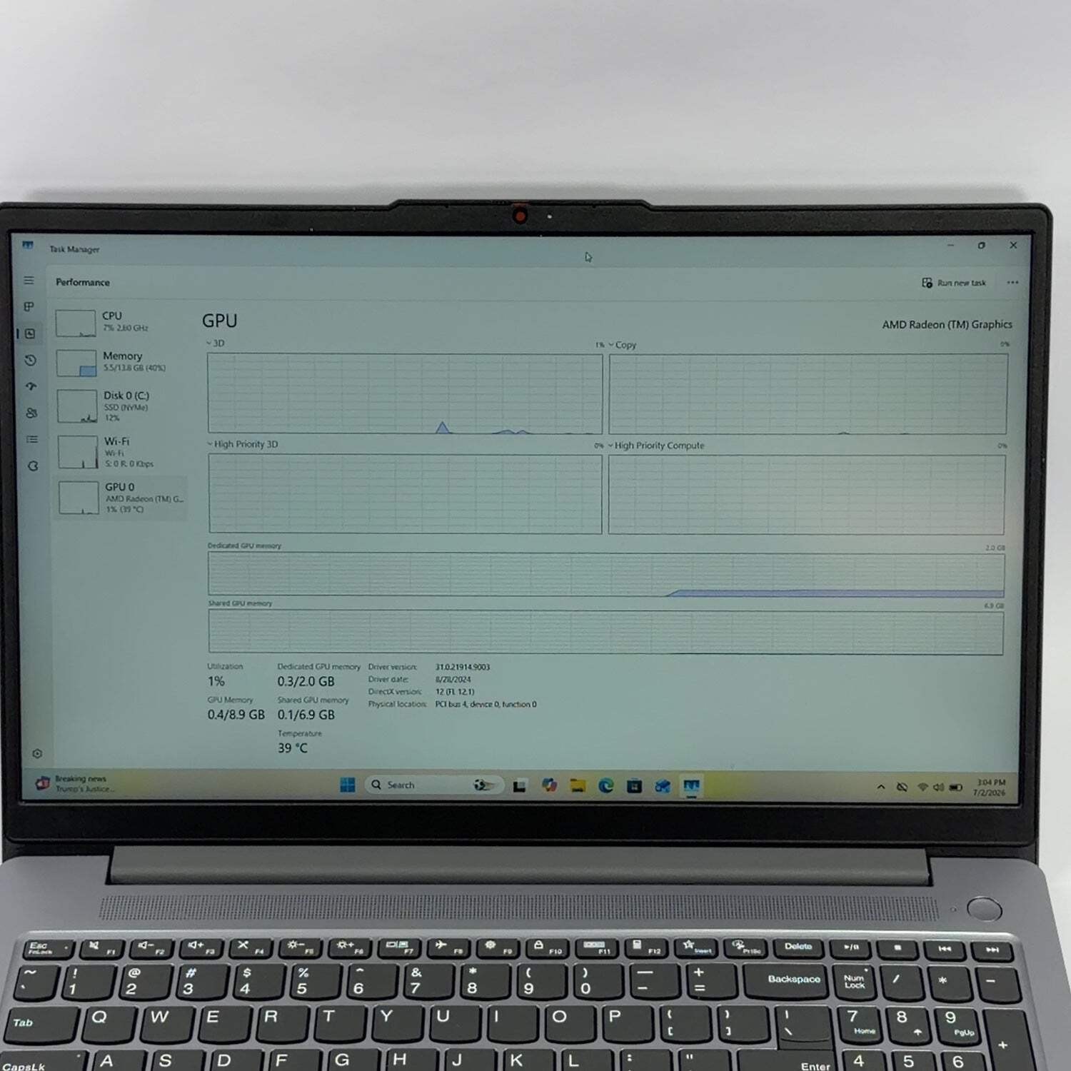 Lenovo IdeaPad Slim 3 15ABR8 15.6″ Ryzen 7 5825U 2.0GHz 16GB RAM 512GB SSD