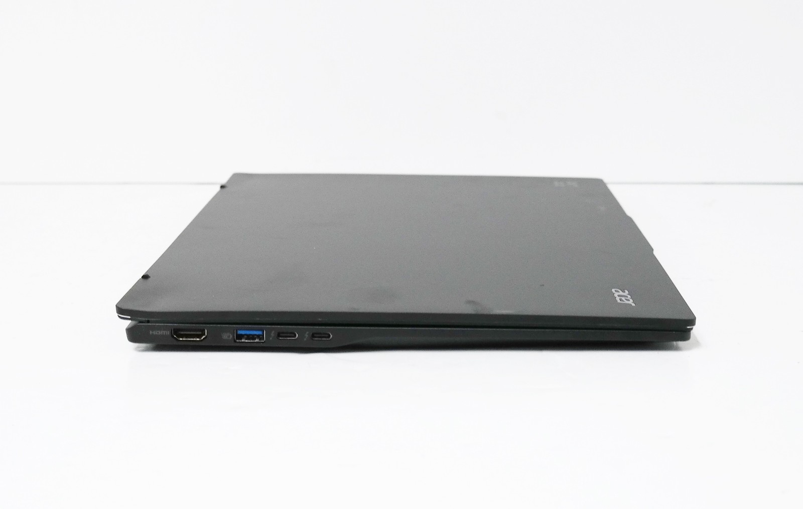 Acer Swift 16 SF16-51T 16″ Intel Core Ultra 7 256V 16GB 1TB SSD READ