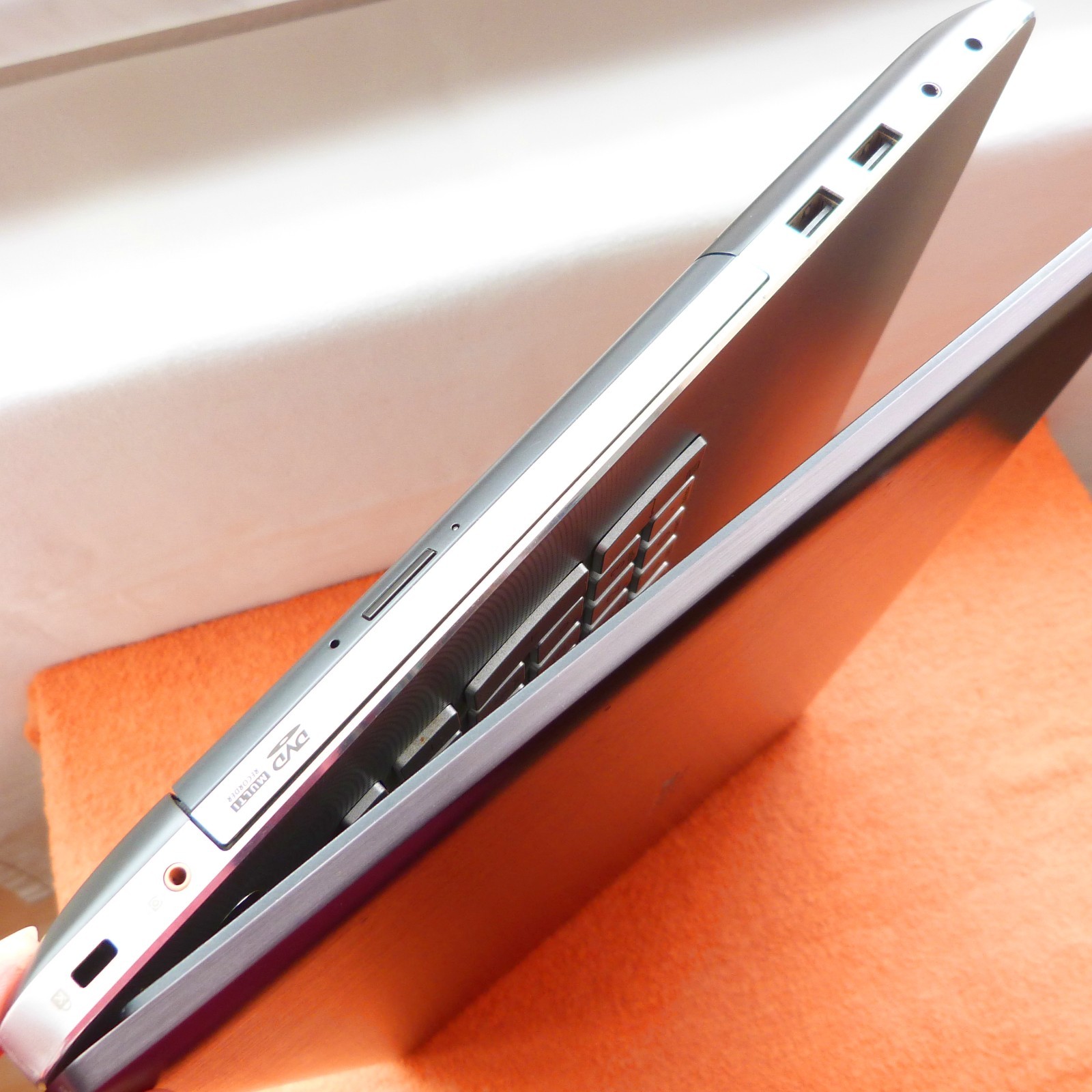Asus N750 VivoBook Premium METAL 17″ FULLHD GTX l SSD Windows 11 I Core i7