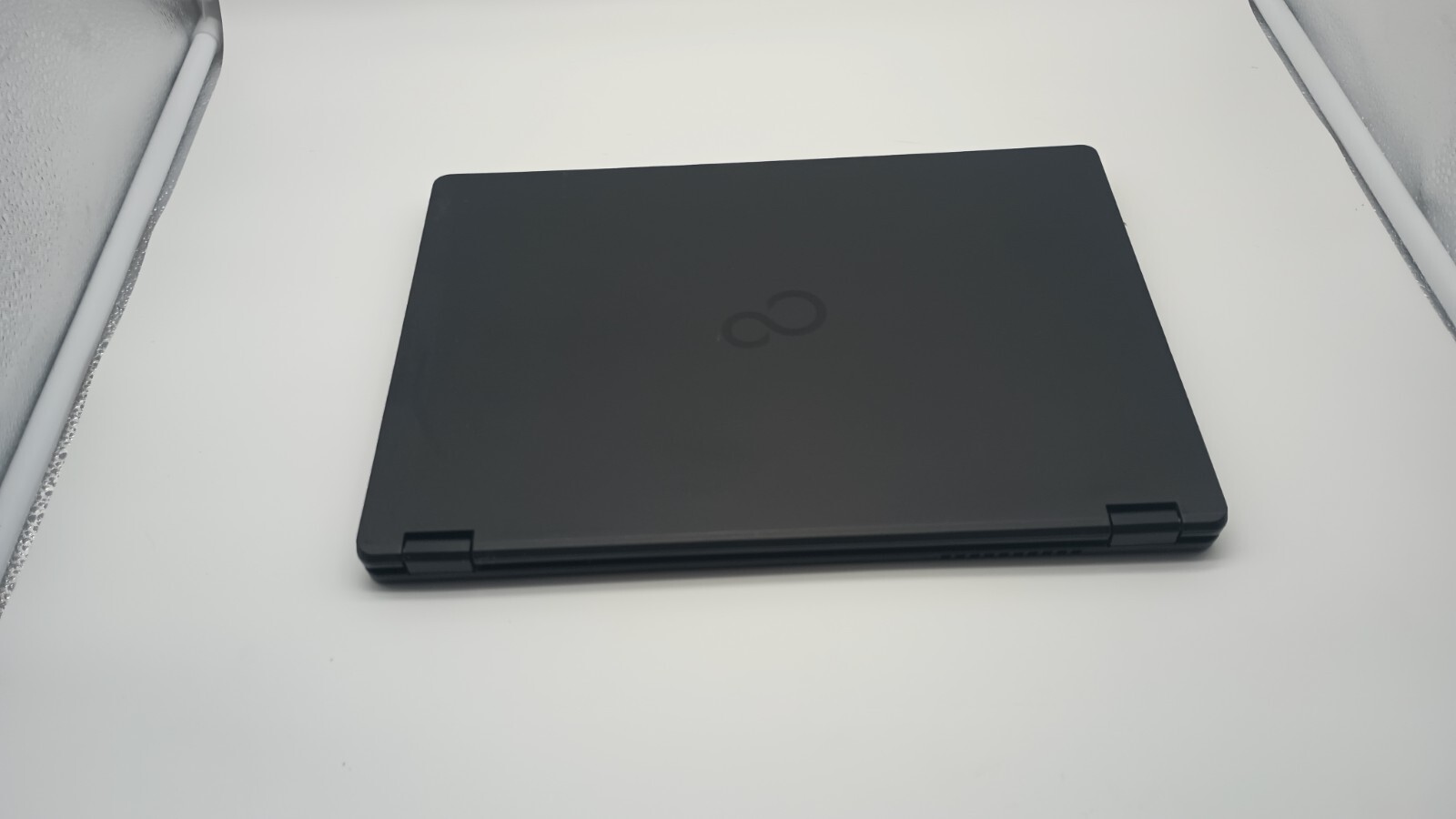 11153 LifeBook U747 w/Charger!! i5-6200U.8GB.128GB M.2.14″ FHD.W11.Super Slim!