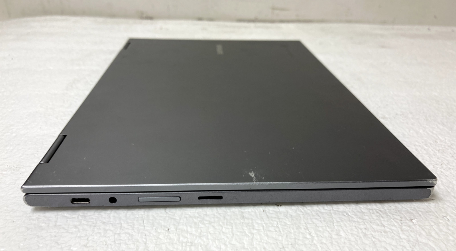 Samsung Galaxy Chromebook XE530QDA 13.3″i3-10110U @2.10GHz 8GB RAM 128GB SSDREAD