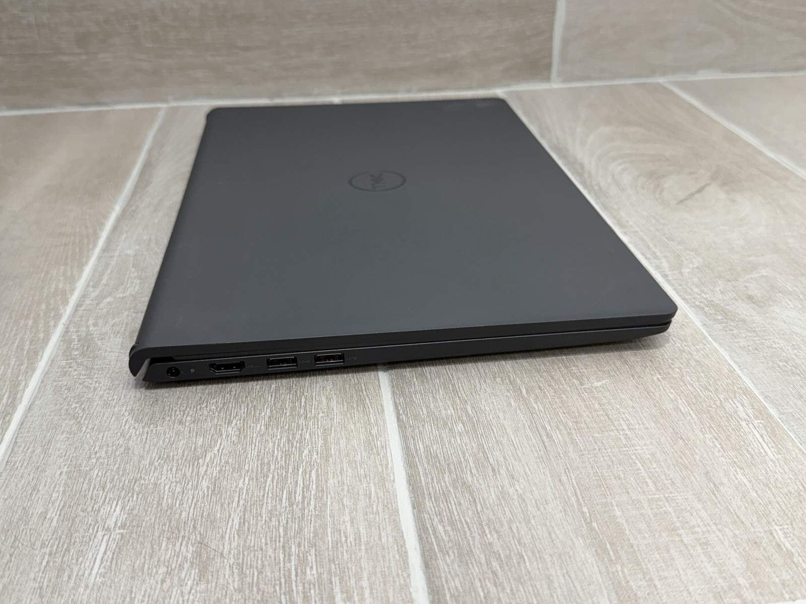 Dell Inspiron 15 3520 15.6″ Touch Laptop Core i5-1235U 8GB RAM 512GB NVMe Win-11