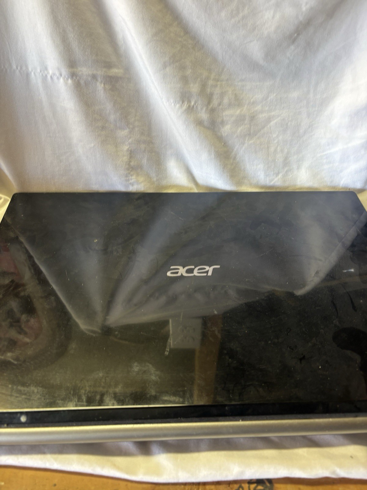 Acer Aspire V3-731-4649 VA70 Laptop 17-inch Intel Pentium Windows 8