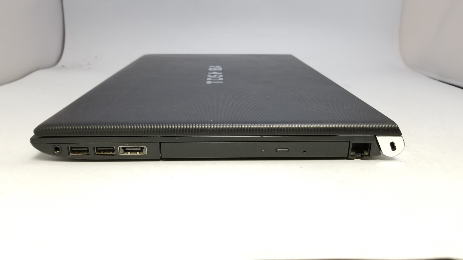 Vintage Lenovo ThinkPad R31 Pentium III-M @1.13GHz 248MB RAM NO HD NO OS