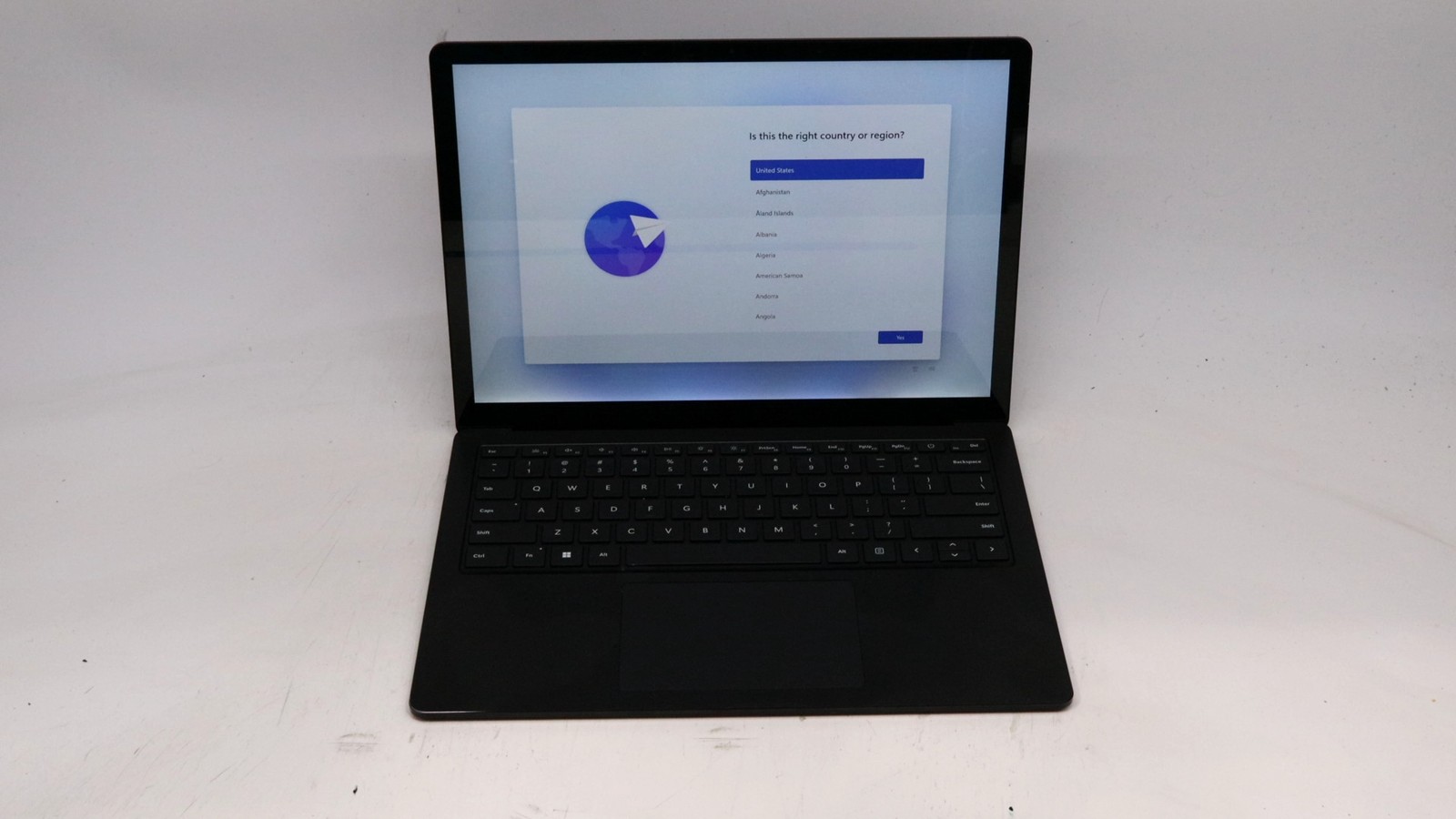 Microsoft corporation Surface Laptop 5 13″ i7-1265u 32GB 1TB – Good READ DESC