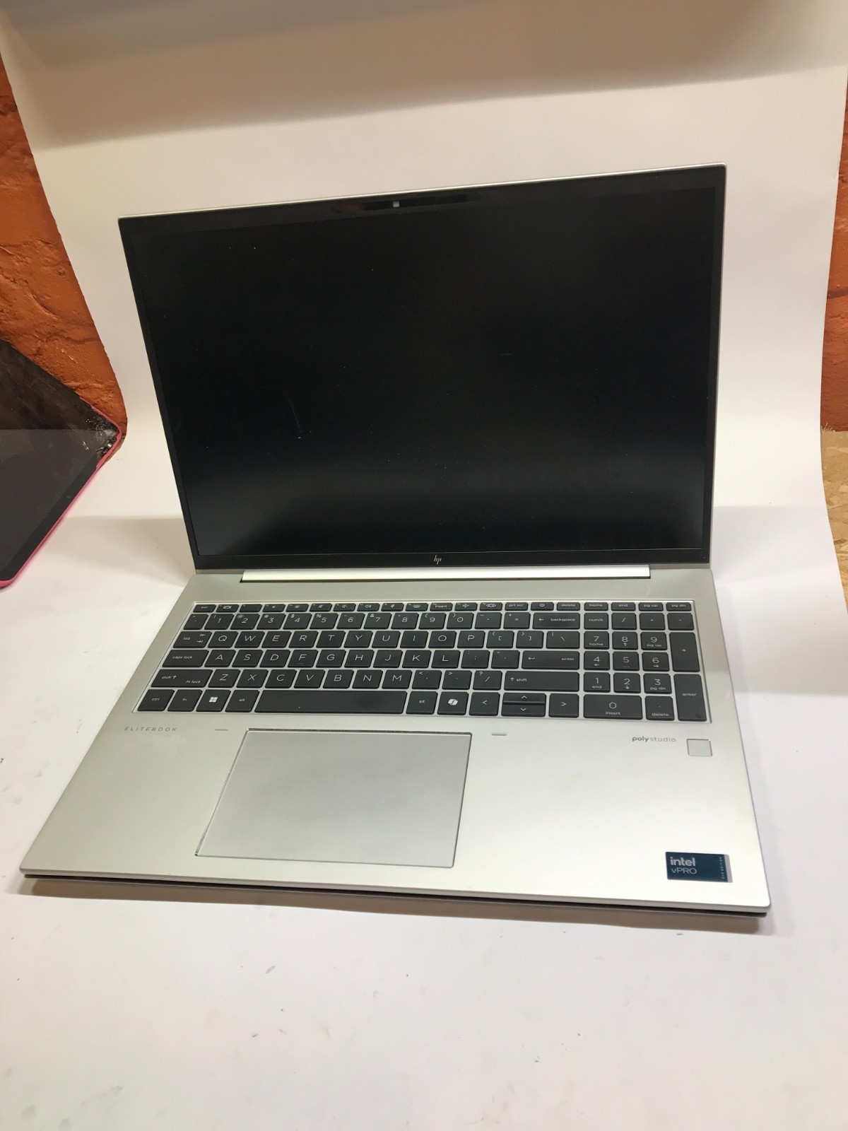 HP EliteBook 860 G11 16″ Intel Core Ultra 7 155U NO RAM NO SSD/OS For Parts – DW
