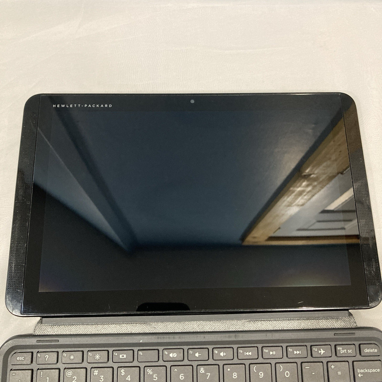 HP Pavilion X2 10.1” PC Tablet Laptop, Intel Atom, 32GB eMMC, 2GB RAM, Win 8.1