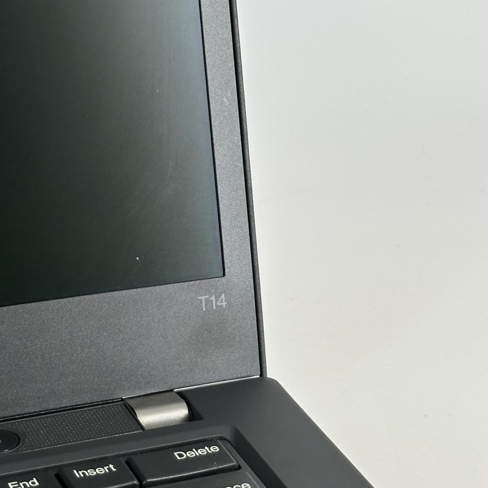 Lenovo ThinkPad T14 Gen 1 Black HD 2.1 GHz Ryzen 5 PRO 4650U 16GB 256GB SSD Good