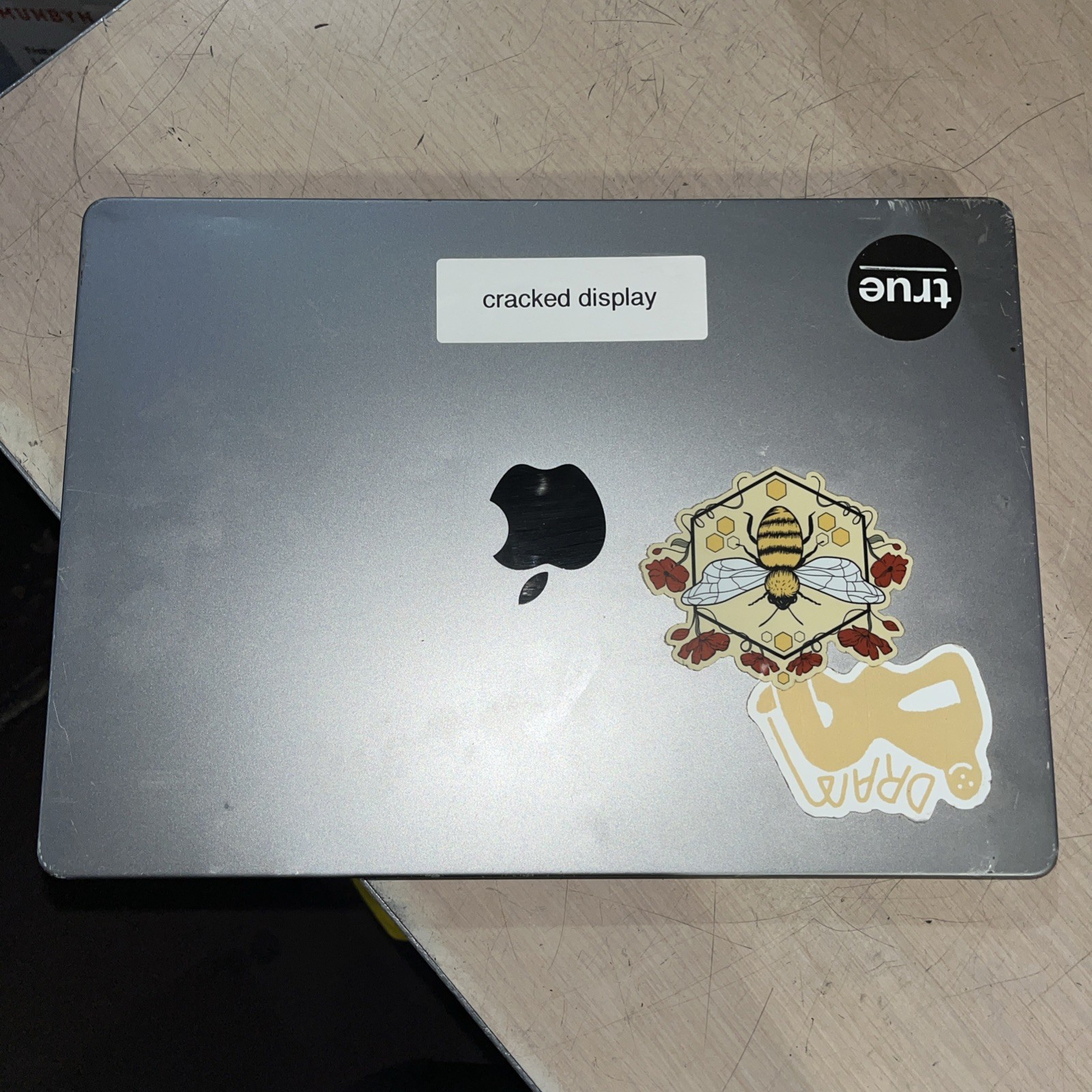 APPLE MACBOOK PRO “M1″ 8 CPU/14 GPU 14” 3.2GHZ 16GB RAM 512SSD