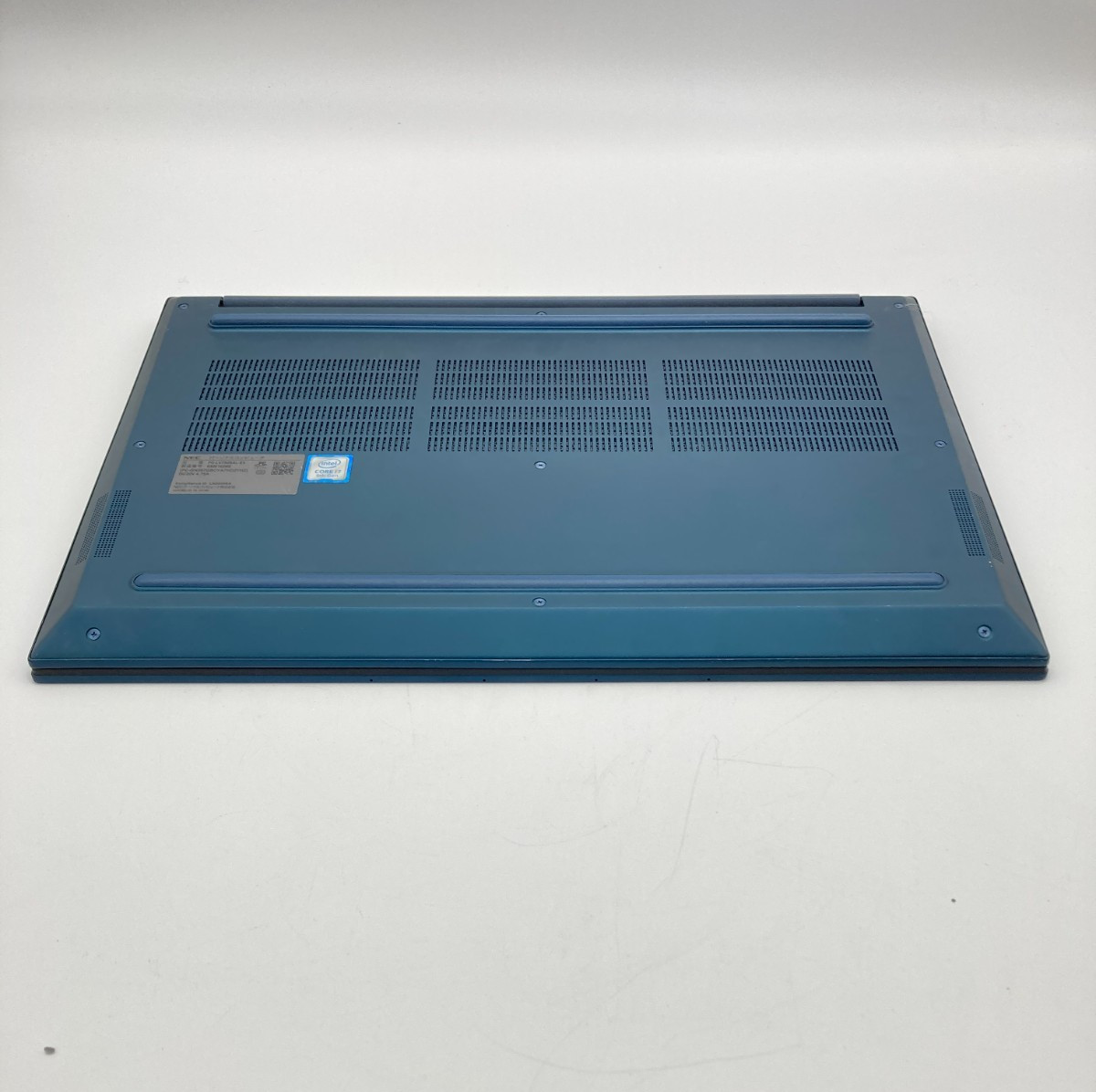 NEC Lavie PC-LV750RAL-E3 Core i7-9750H RAM 8GB SSD 512GB OLED 4K (3840×2160)