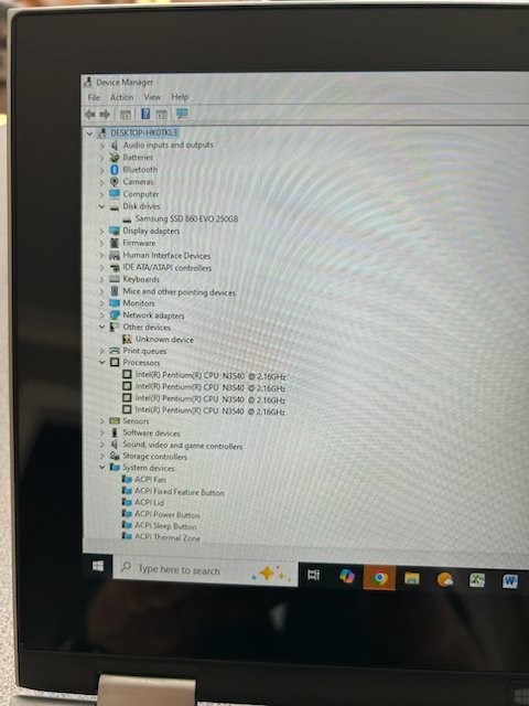 Dell Inspiron 11 3157 Intel Pentium N3530 2.16GHz, 4GB RAM, 250GB SSD, WIN 10